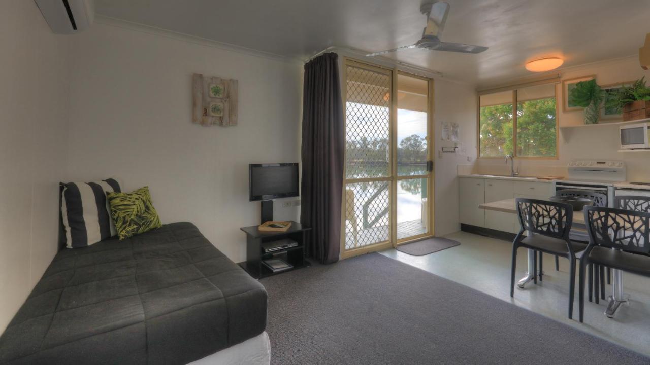 Maroochy River Bungalows Diddillibah Exterior photo